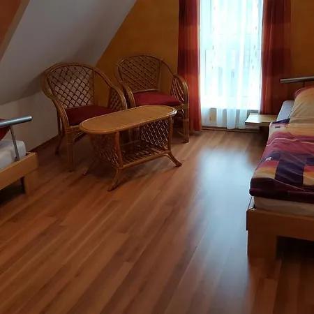 Ferienwohnung An Der Grabenwiese דירה Struth-Helmershof